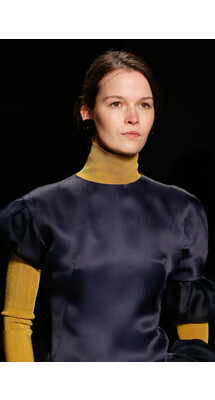 Details Lanvin Fall 2018 Ready-to-Wear , Детали показа Ланвин осень зима 2018 , Fashion show , неделя моды в Париже , PFW , Paris Fashion Week , Mainstyles